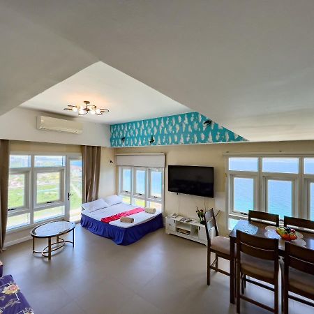 Willa 1Br Oceanfront At Arterra, Fast Wifi, Nflix, Kitchen Lapu-Lapu City Zewnętrze zdjęcie